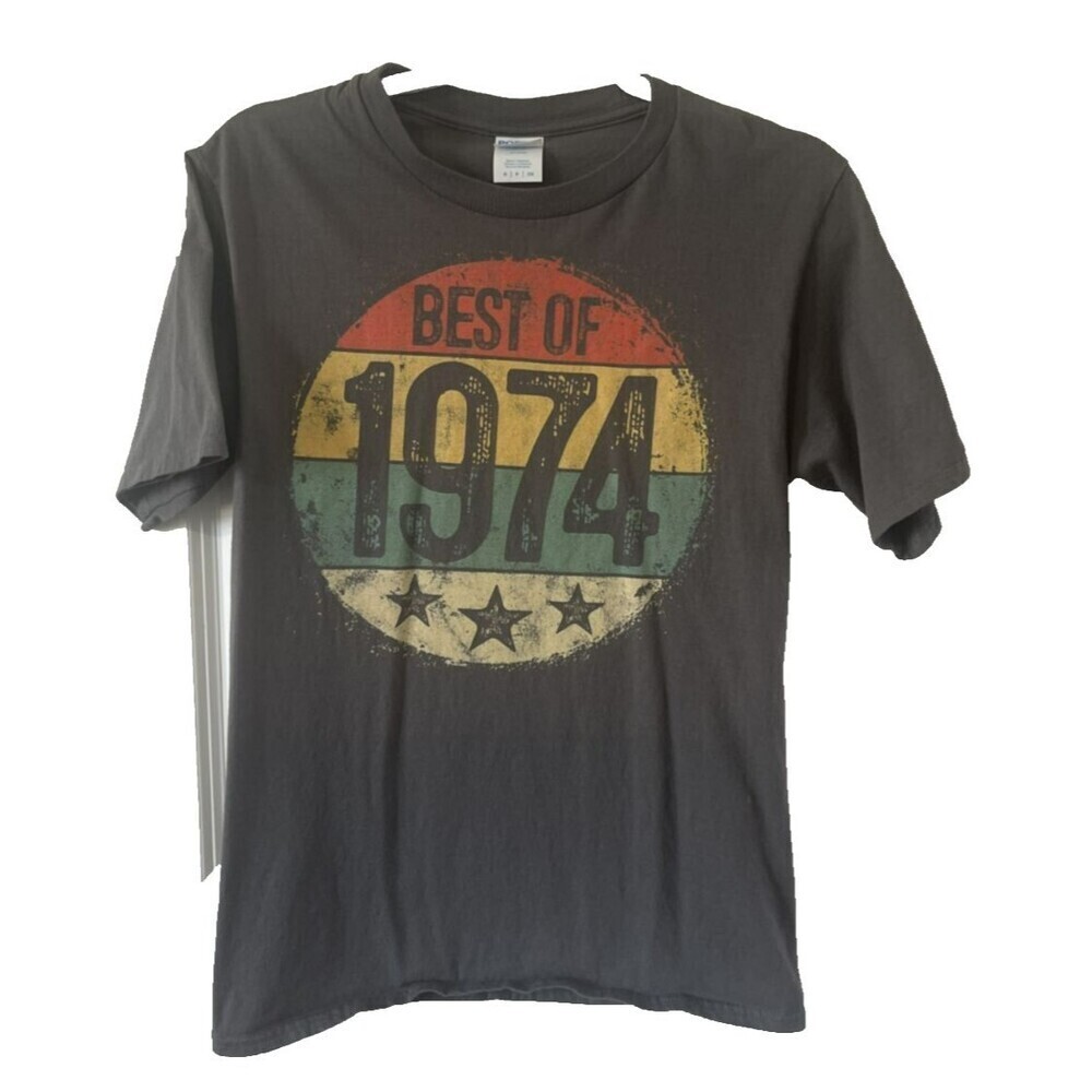 Classic Old Vintage 1974 Retro T-shirt unisex Small Birthday